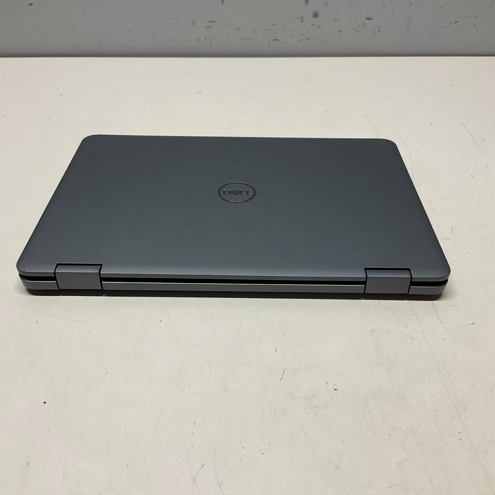 Dell Inspiron 3195 – 11.6″ Touch – AMD A9-9420e 4GB 128GB SSD NO OS Laptop READ