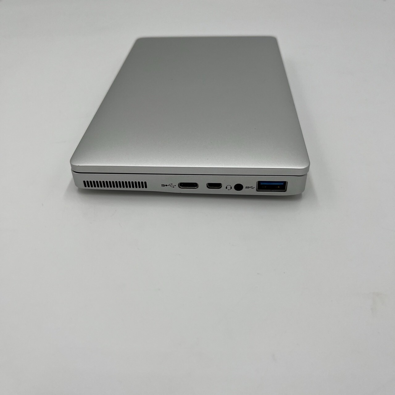GPD Pocket X7-Z8750 model UMPC Portable Personal Computer 8GB 128GB Used Working