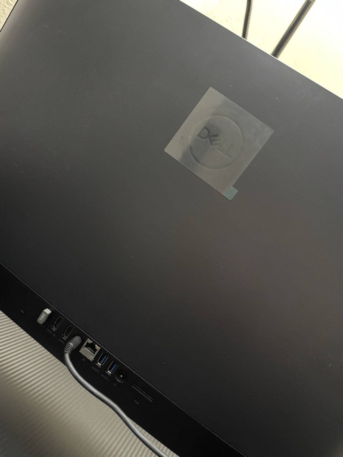 Dell Inspiron 24 5415 AMD Ryzen 5 7530U 8GB RAM 477GB touchscreen