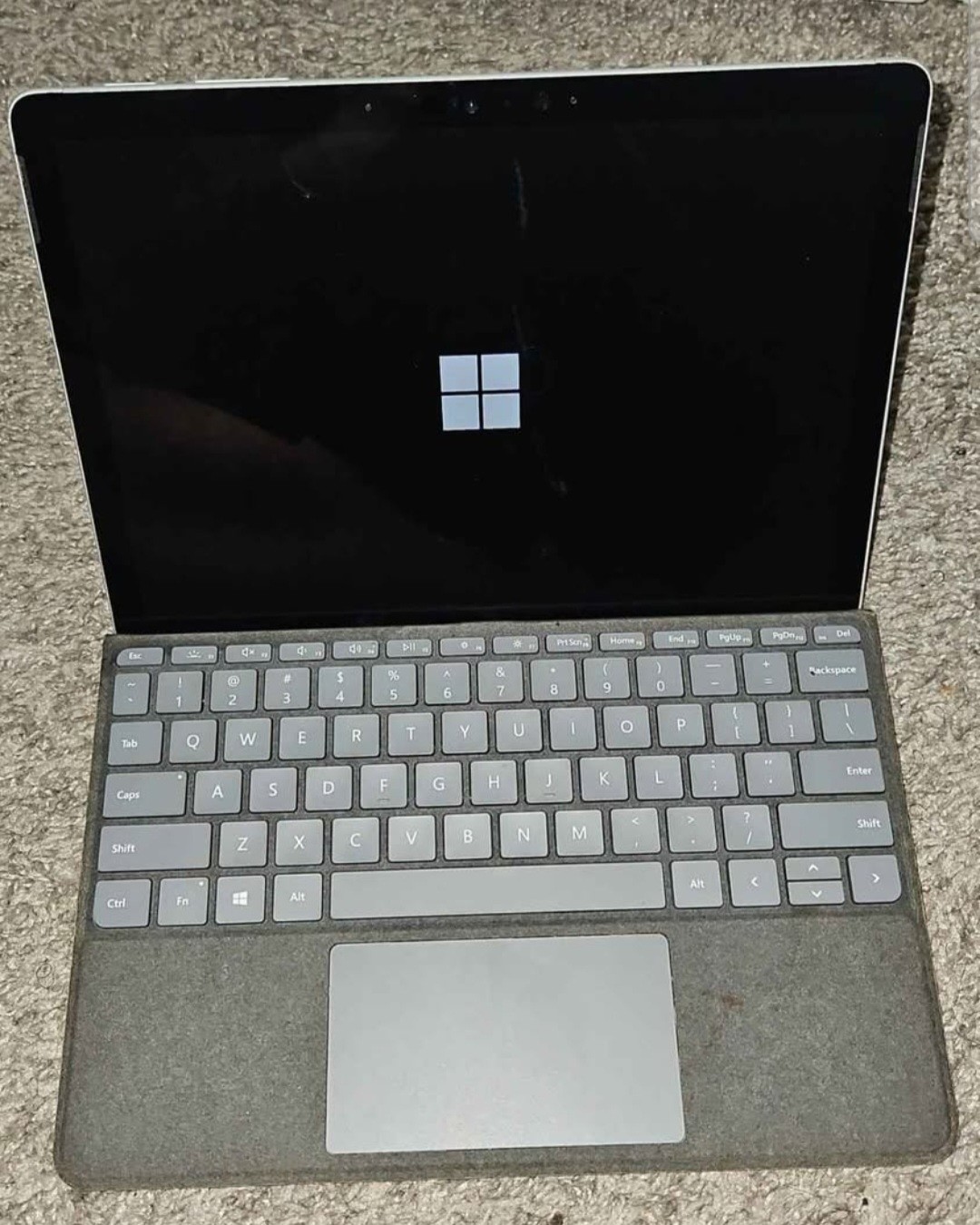 Microsoft Surface Go 3 (64GB SSD, Intel Pentium Gold 6500Y, 1.1 GHz, 64GB)…