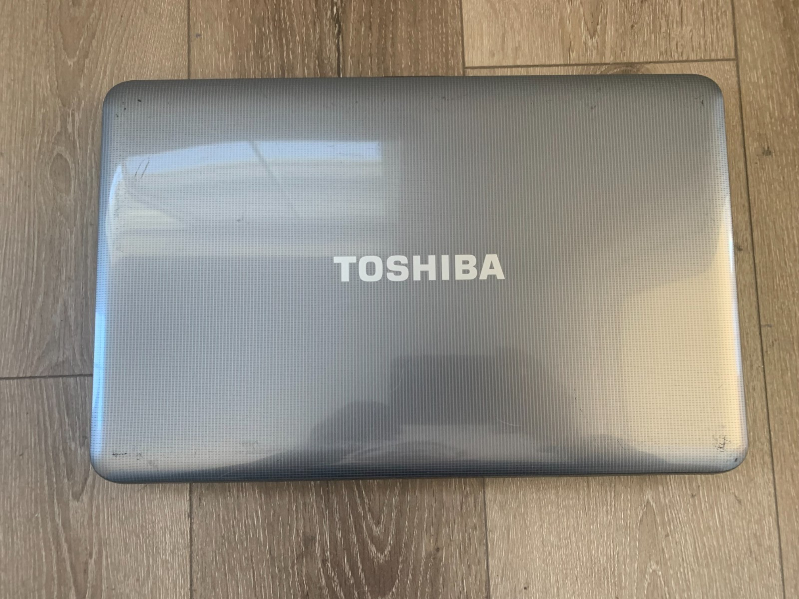Toshiba Satellite L850 Intel Core i3-2348M 2.30GHz 8GB RAM 320GB HDD Win 10