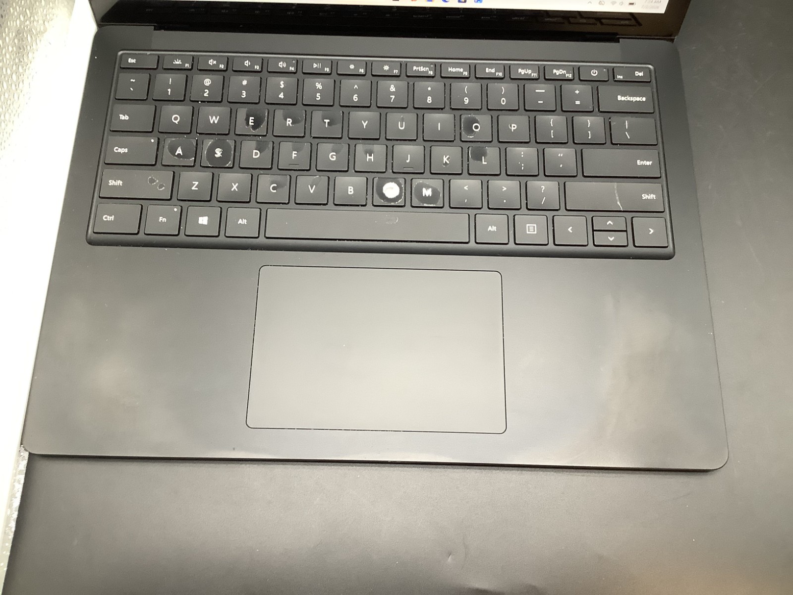 Microsoft Surface Laptop 3 13.5″ i5-1035G7 1.3GHz 16GB RAM 256GB SSD Read Desc 8
