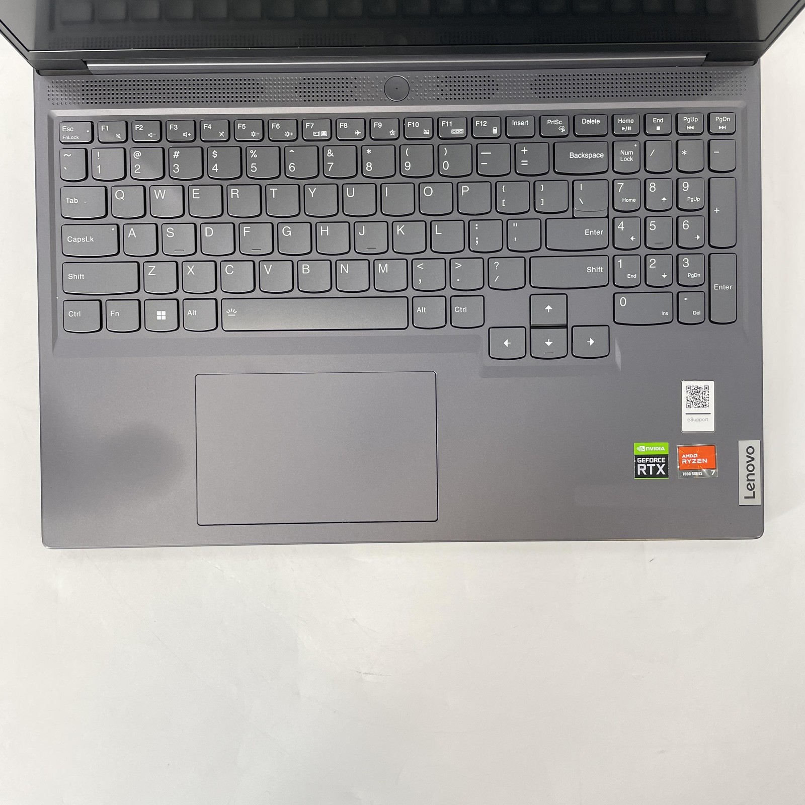 Lenovo Legion Slim 5 Gen 8 16 QHD+ Ryzen 7 7840HS 16GB 512GB RTX 4060 BENT FRAME