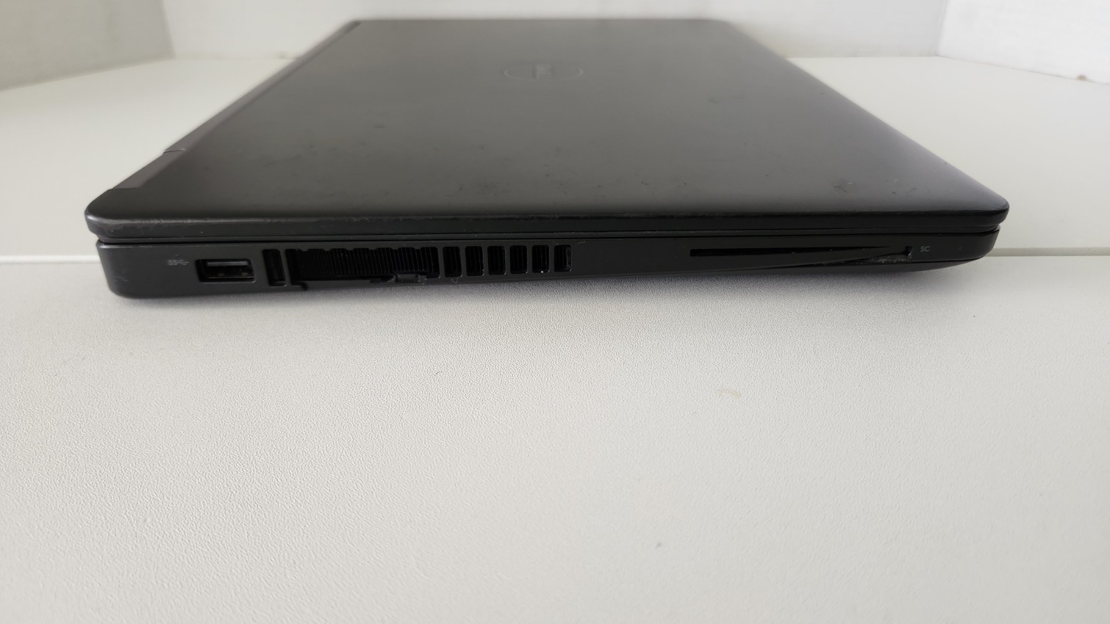 Dell Latitude E5470 14″ Laptop i7-6820HQ 4GB RAM No HDD/SSD BOOTS TO BIOS
