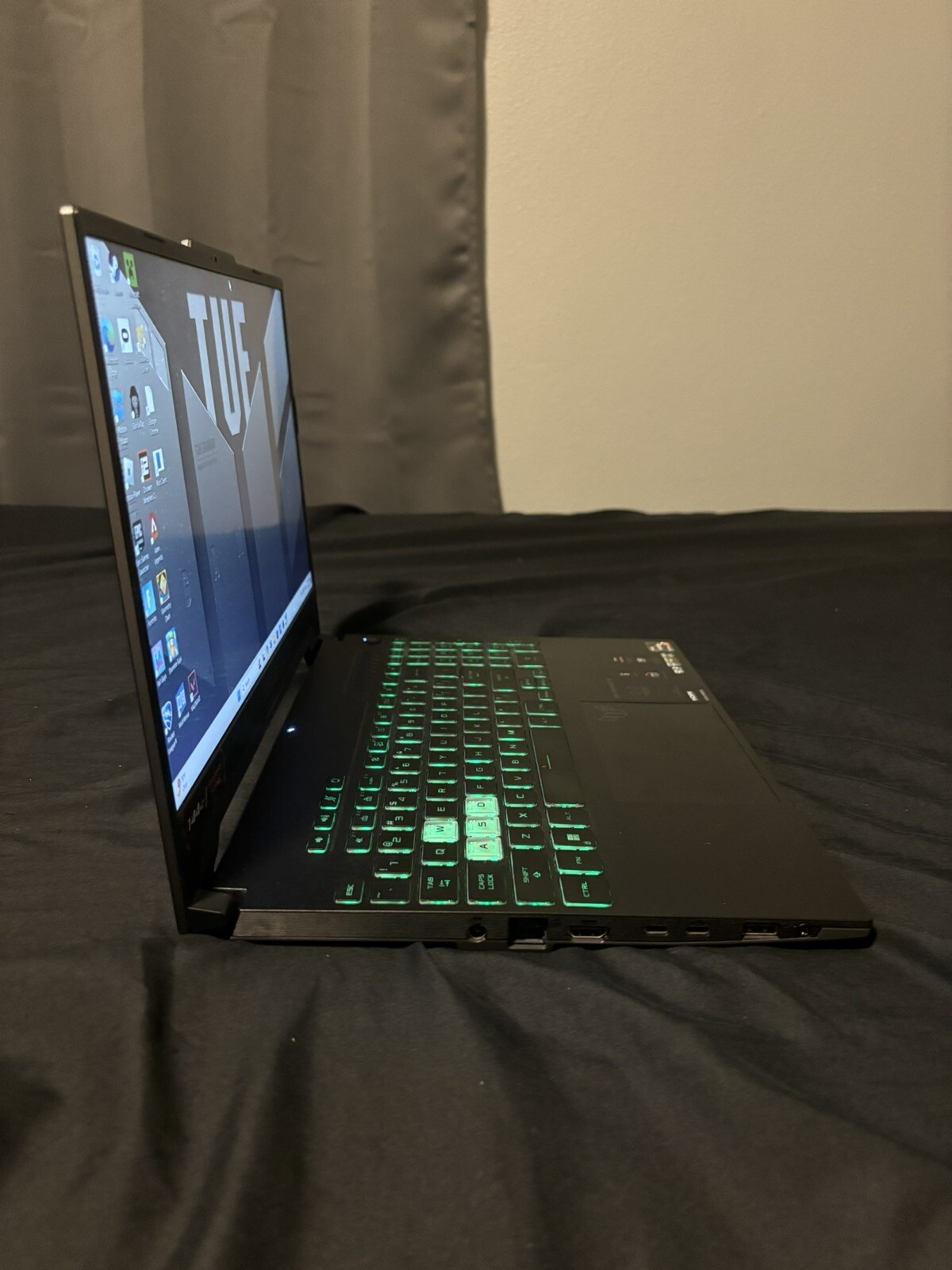 ASUS TUF A15 15.6” 140hz Gaming Laptop Ryzen 7 6000H RTX 3050 8GB DDR5 4800Mhz