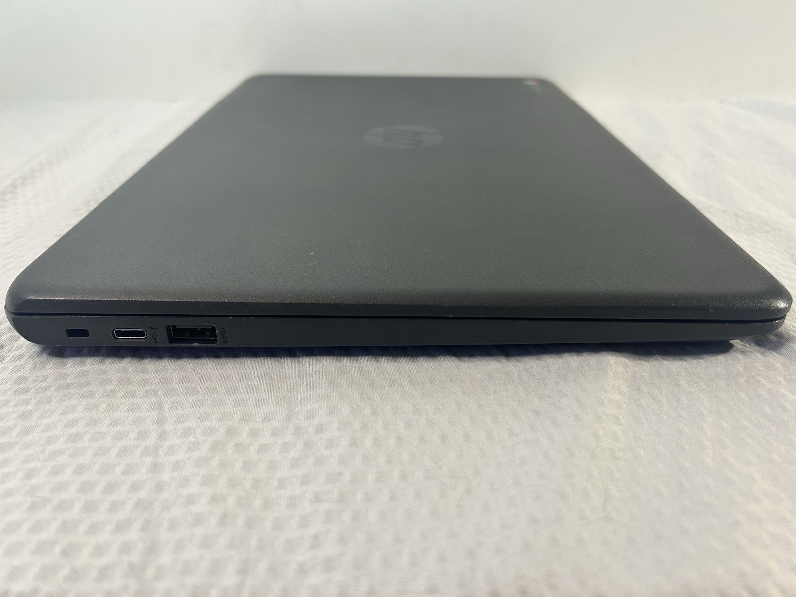 HP Chromebook 14-caQ00nr | Celeron N3350 | 4GB RAM | Excellent Battery | Reset