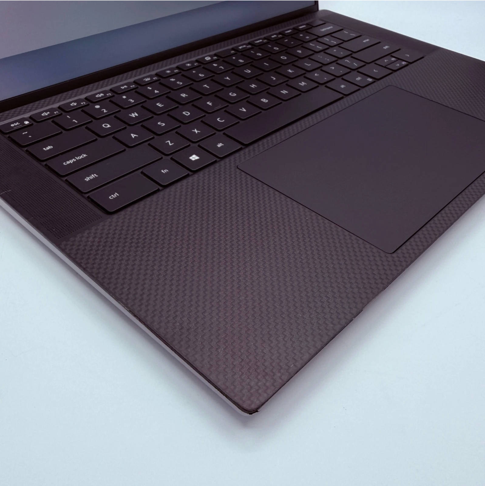 Dell Precision 5550 15.6″ i5-10400H 16GB RAM 512GB SSD Quadro T1000 Win 11 READ