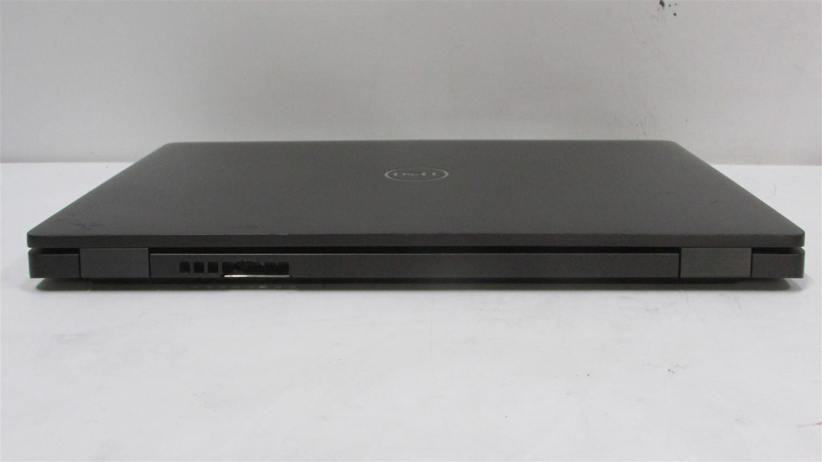 Dell Latitude 5300 i5-8365U 1.6GHz 8GB RAM 256GB NVME 13.3″ Win 11 Pro COSM DMG