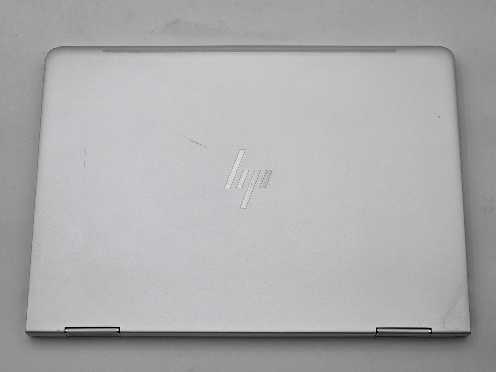 HP Spectre x360 13.3″ FHD Touch 2-in-1 i7-7500U 16GB 512GB SSD Win10