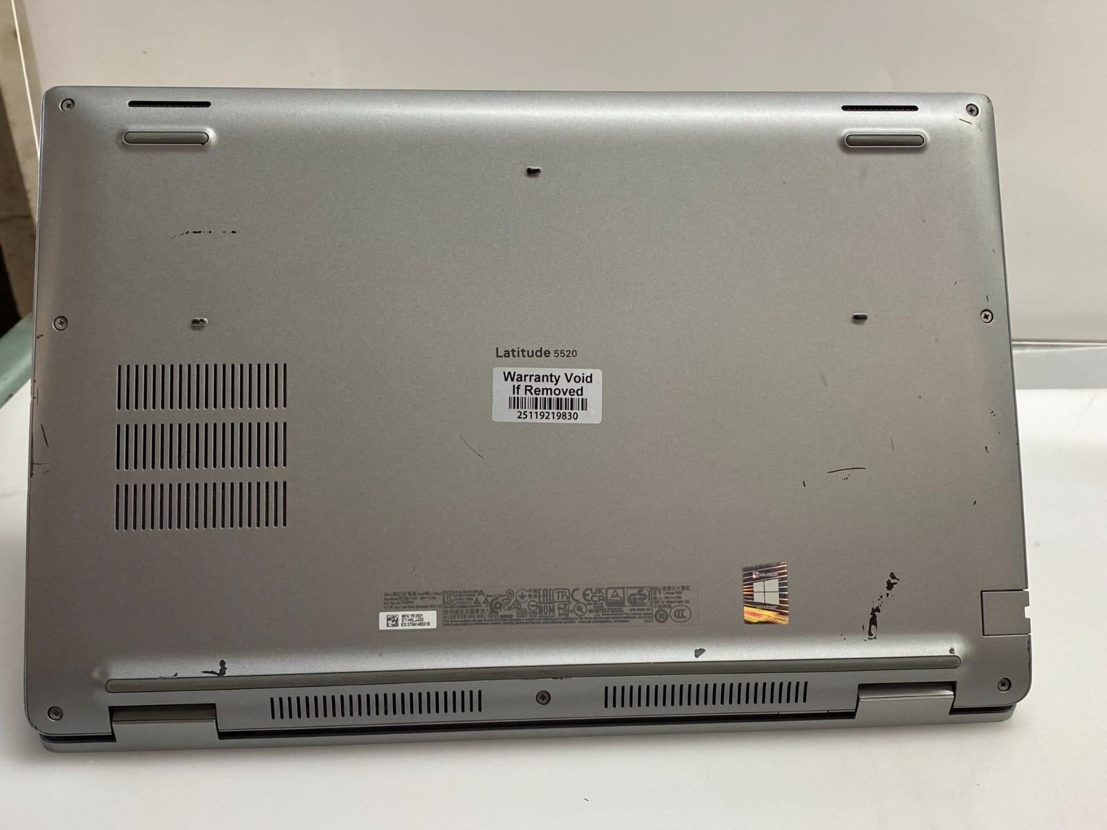 DELL LATITUDE 5520 i5-1145G7@2.60GHz 16GB RAM 256GB SSD NVMe W11P READ*