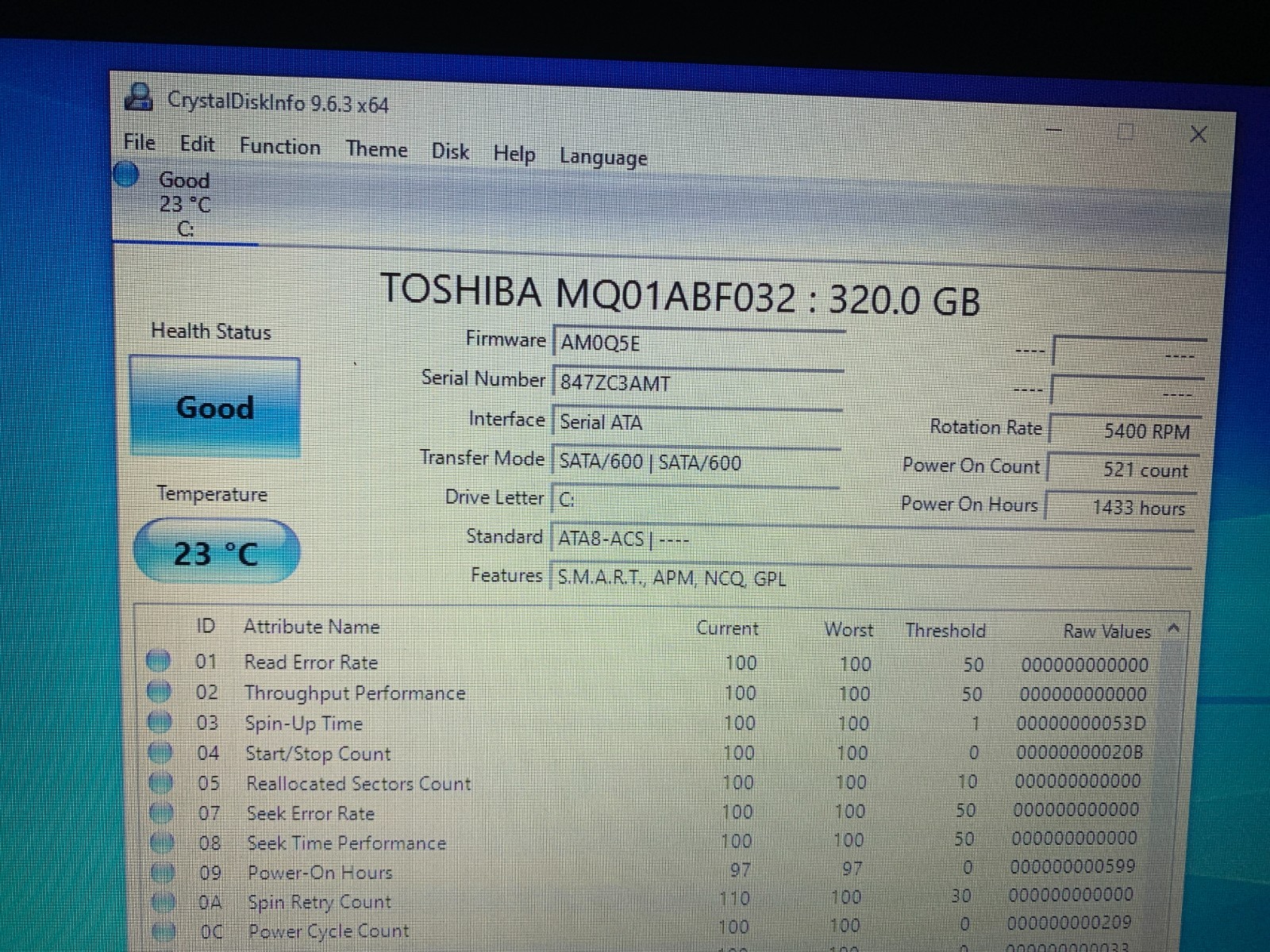 Lenovo B50-45 Laptop AMD E1-6010 1.35GHz 4GB RAM 320GB HDD, Bad Battery