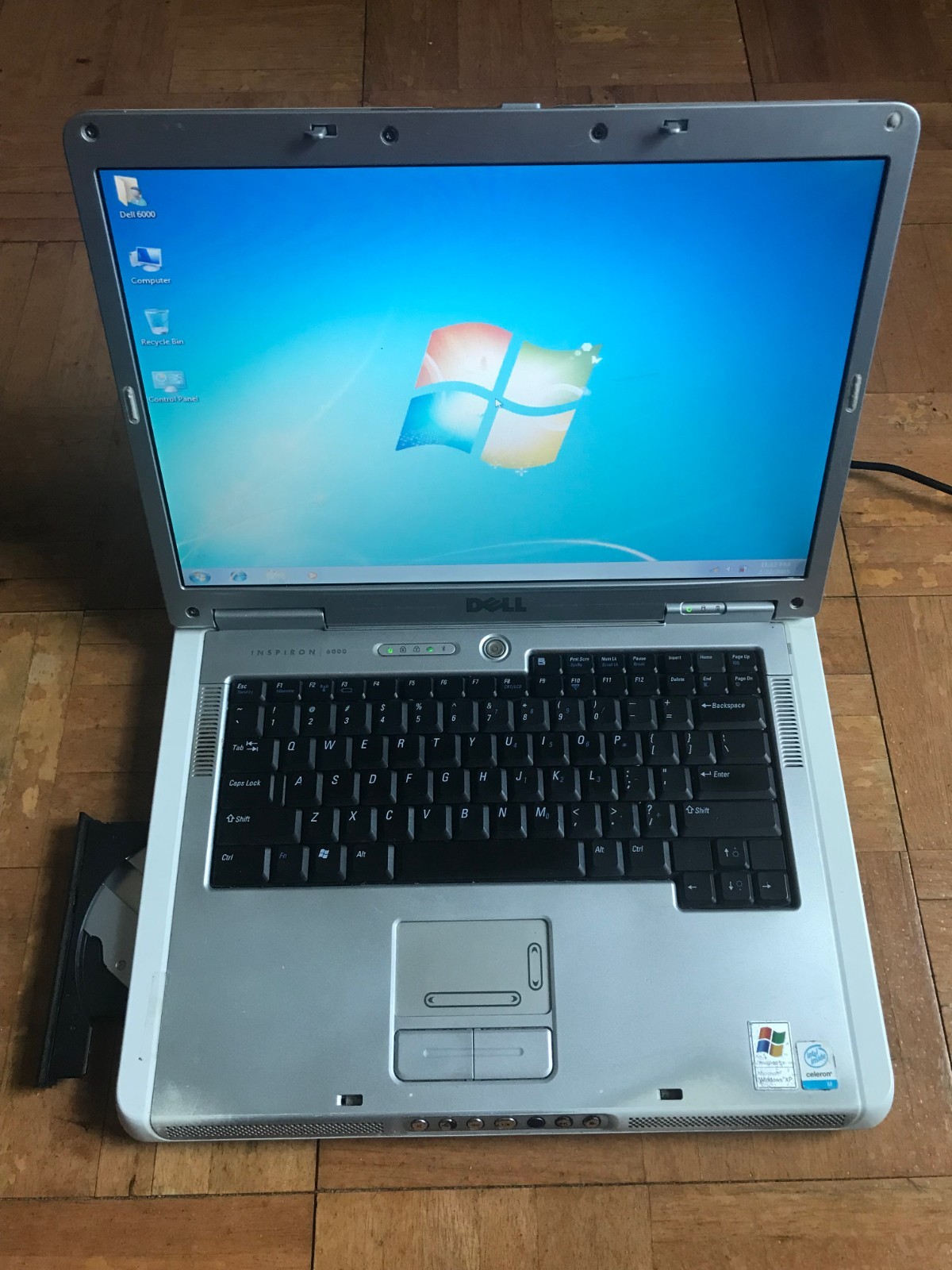 Dell Inspiron 6000 Intel Pentium 1.50GHz 2 Gig Ram 20GB HDD (No Charger ) AS IS