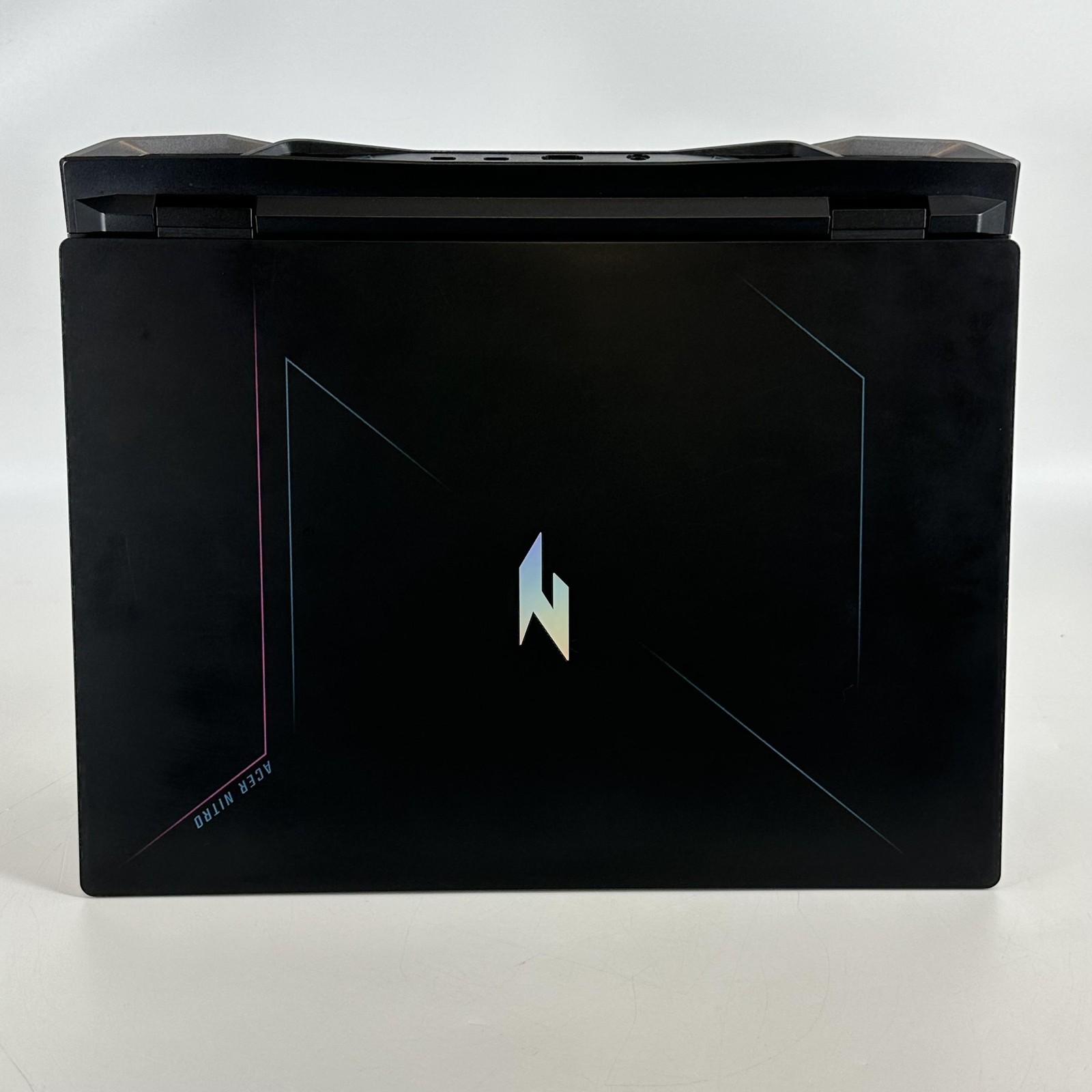 Acer Nitro 16 QHD+ 3.8 GHz Ryzen 7 7840HS 16GB 1TB SSD NVIDIA RTX 4070-LCD ISSUE
