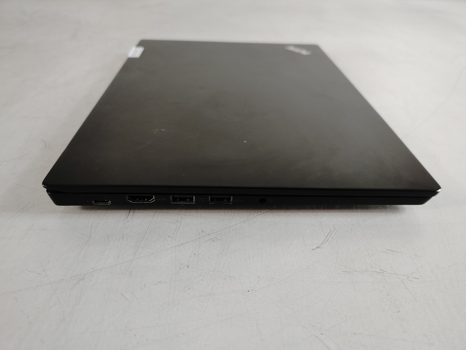 Lenovo ThinkPad E490s Core i5-8265U 1.60 GHz 16 GB DDR4 No HDD