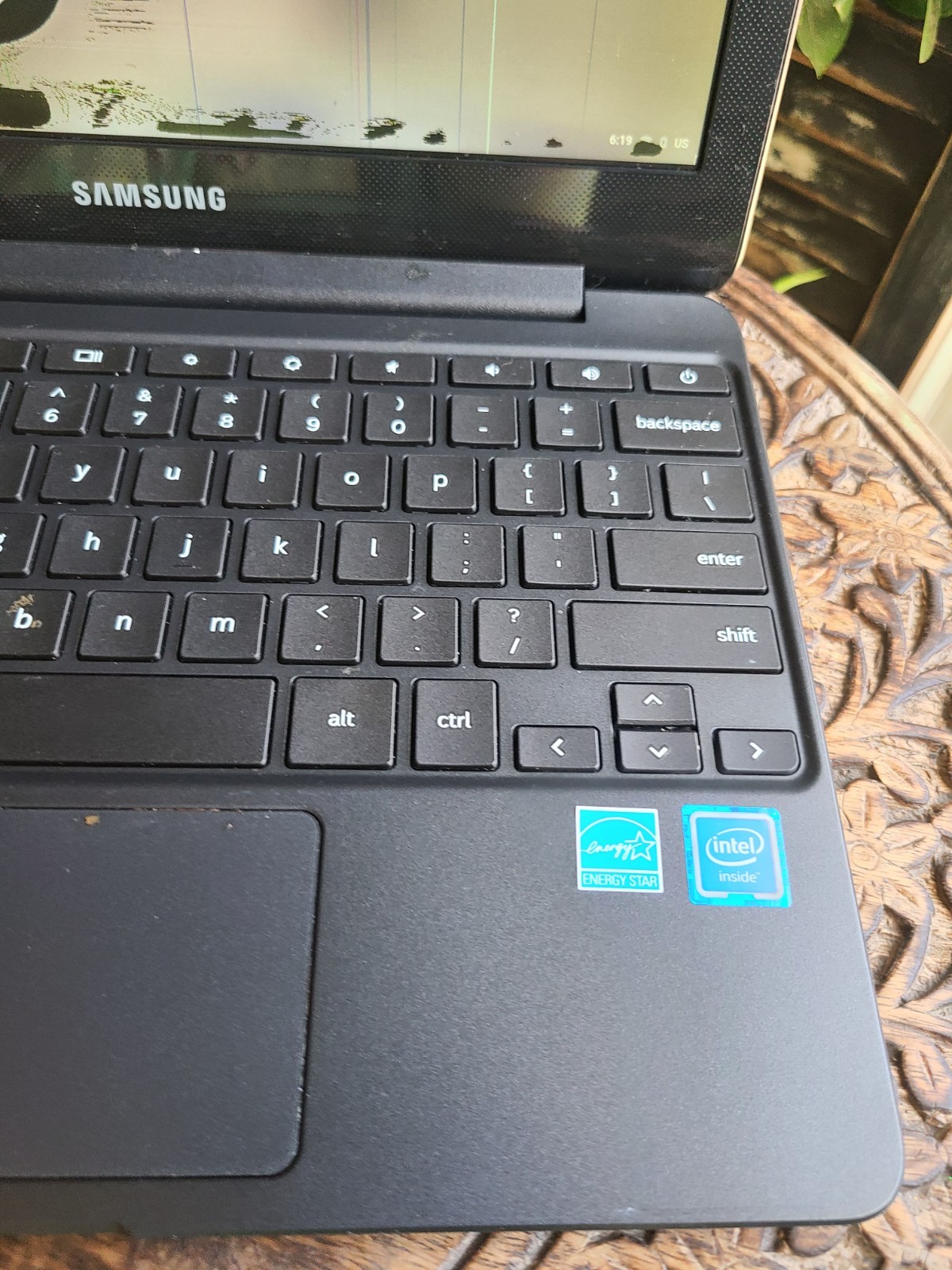 Samsung Chromebook 3 XE500C13 Broken Screen Powers On Parts Repair No Charger