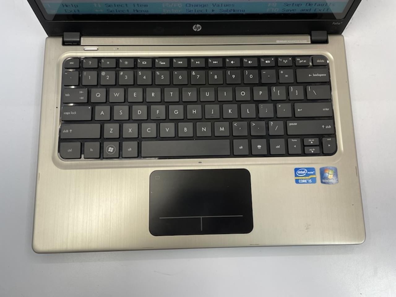 HP FOLIO 13 – 2000 Laptop w/ Intel Core i5-2467M 1.60 GHZ + 4GB No HD/OS