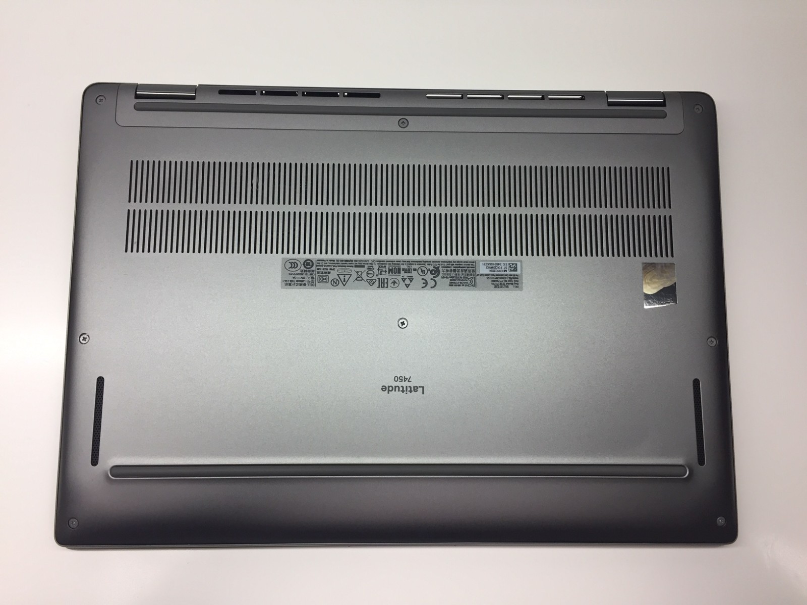 AS IS – Dell Latitude 7450 14″ IPS FHD Intel Core Ultra 7 165U vPro 32GB RAM 1TB