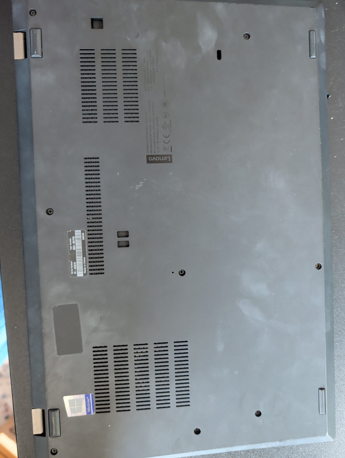 LENOVO THINKPAD T590 i7-8665U @ 1.90GHz, 8GB RAM, NO HDD/OS Read Description
