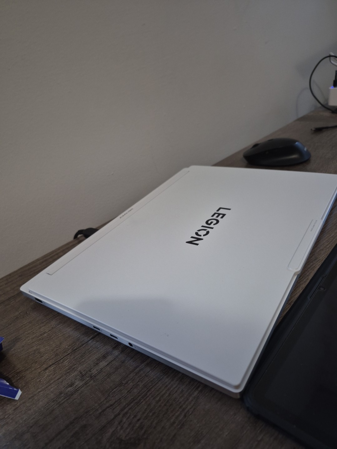 Lenovo Legion i7.