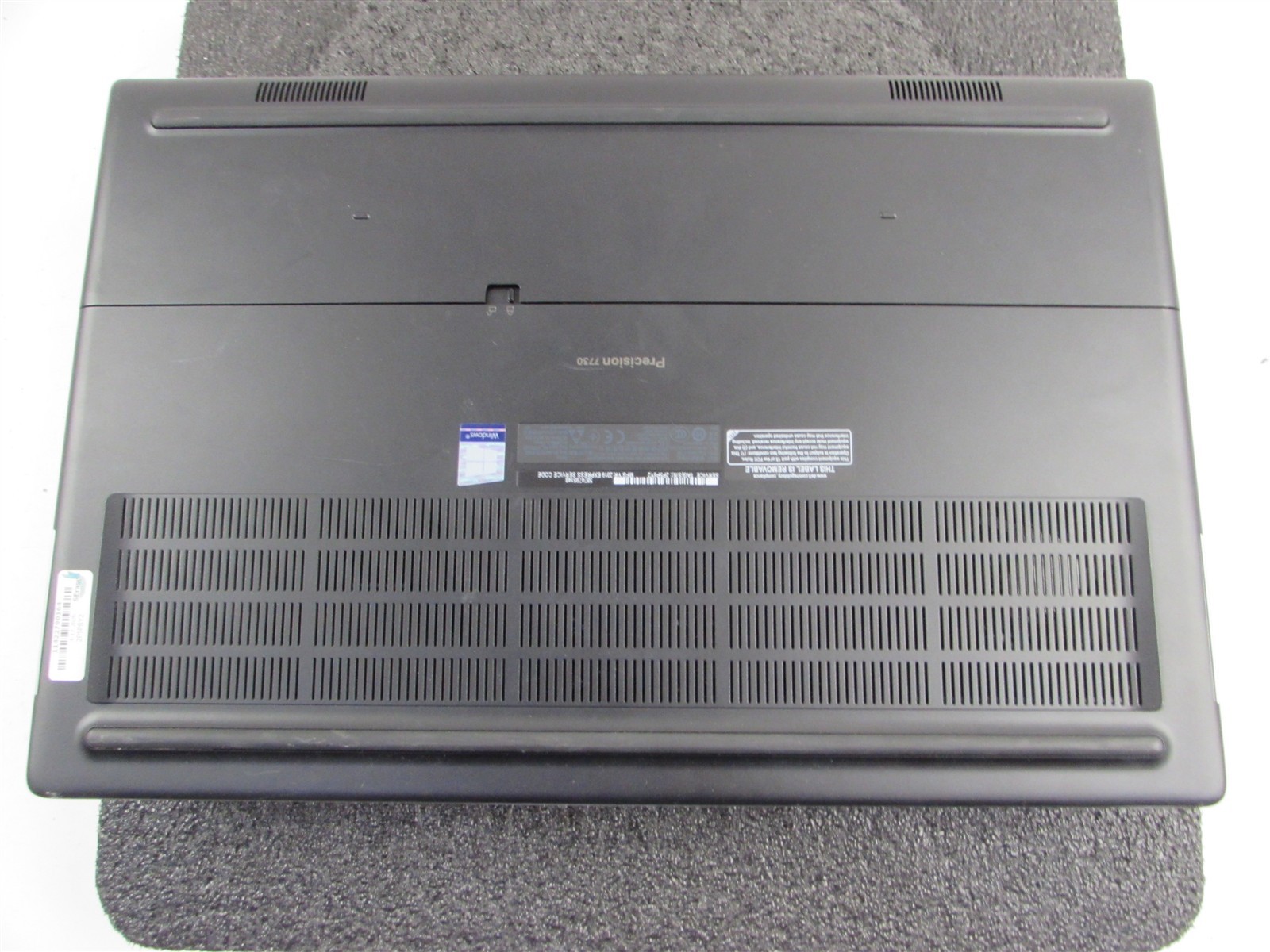DELL PRECISION 7730 CORE I7-8750H NO SSD 64GB RAM NVIDIA QUADRO P3200 NO O.S