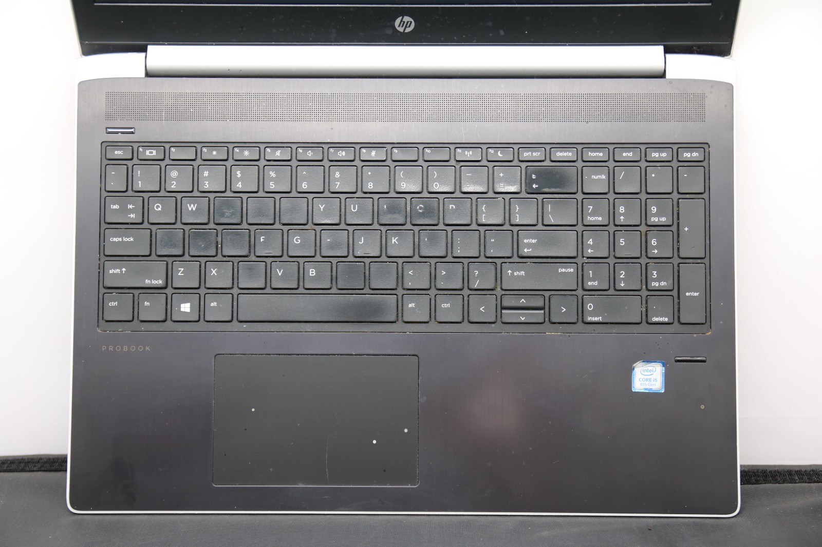 HP PROBOOK 450 G5 – i5-8250U – 4GB, 256GB, Windows 11 + Adapter