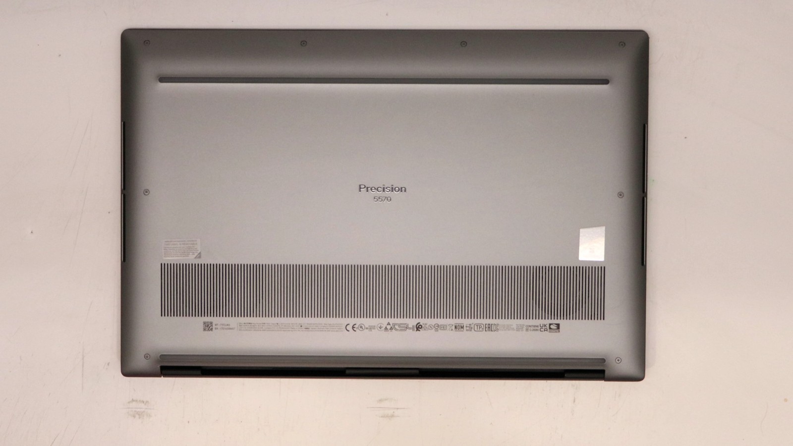 Dell Precision 5570 15″ i7-12800h 16GB 256GB – Good