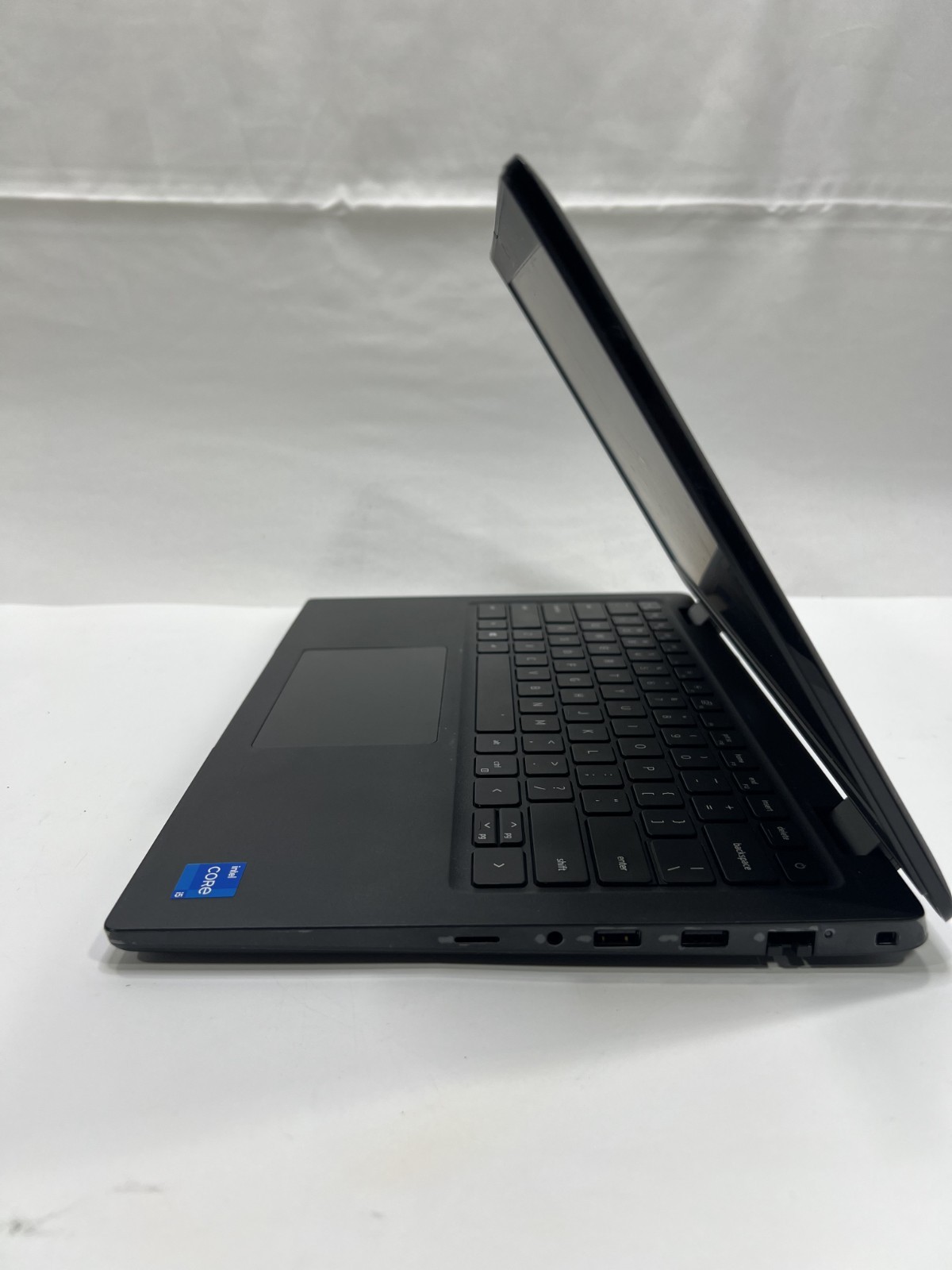 Dell Latitude 3420 Core i5-1135G7 2.40 GHz 8 GB 256 GB NVMe NO OS