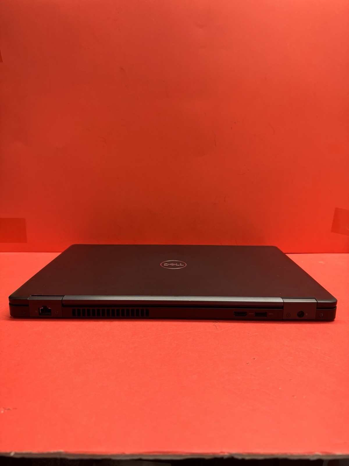 Dell Latitude 5590 15.6″ 8th i5 1.7GHz 8GBRAM 256GB SSD Windows 11pro