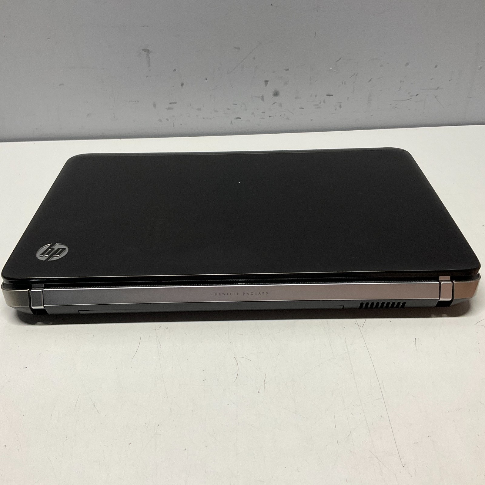 HP PAVILION DV6 Laptop Intel Core i7-2630QM @ 2.00 GHz 4GB NO HDD NO OS