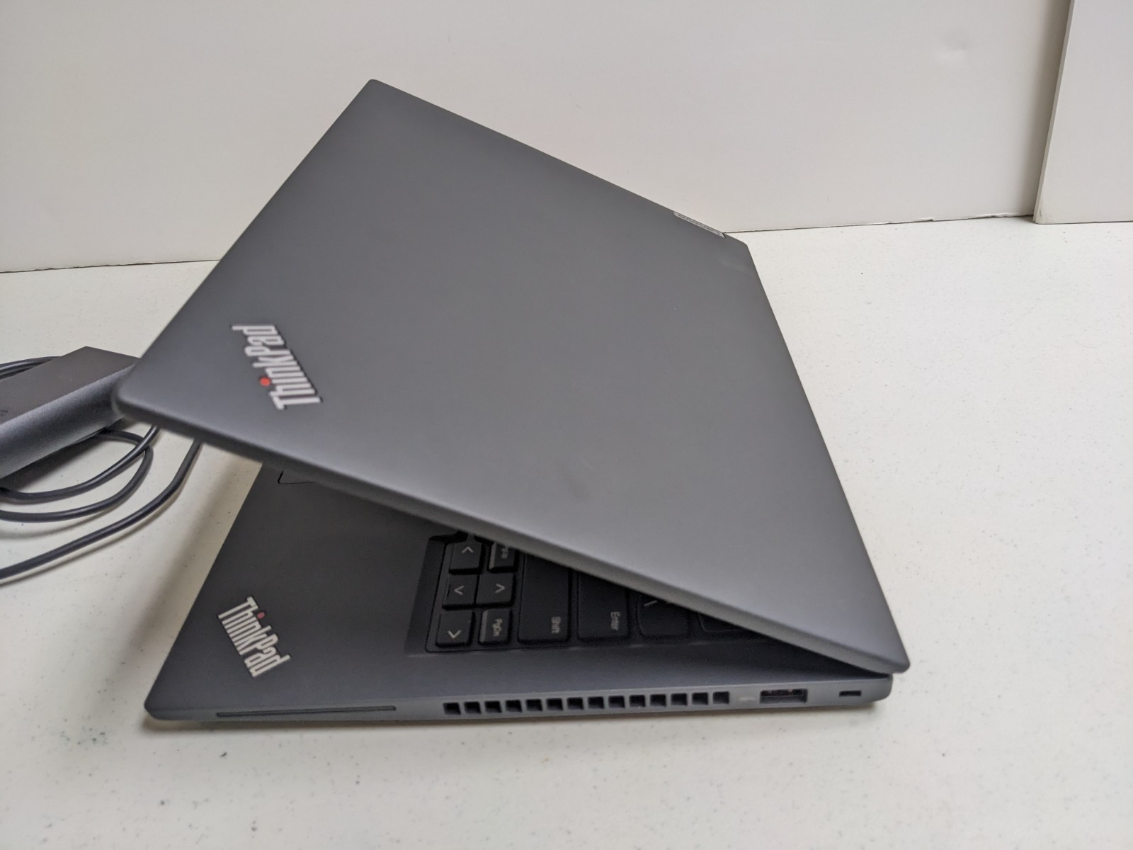 Lenovo Thinkpad T14 Gen3 Ryzen 7 6850U, 16gb RAM, 512GB SSD, touch, mfg warranty