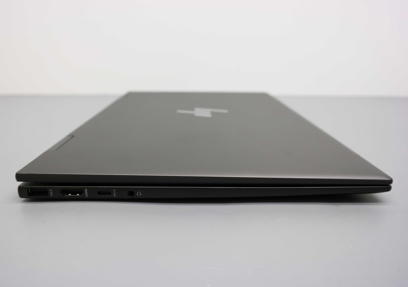 HP ENVY x360 15-eu1073cl 15.6″ AMD Ryzen 7 5825U 16GB 512GB SSD