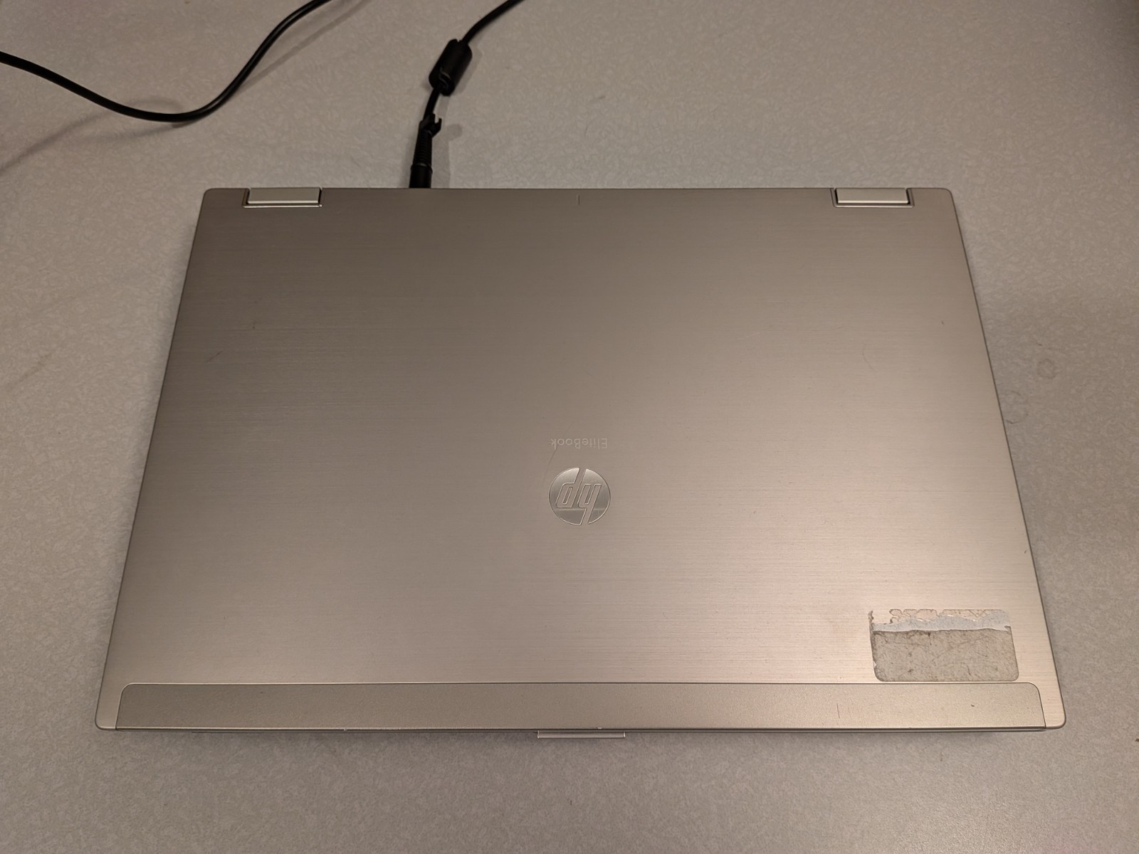 HP EliteBook 8440p 14 Laptop Intel i5 8GB RAM 320GB Windows 7 Charger No Battery