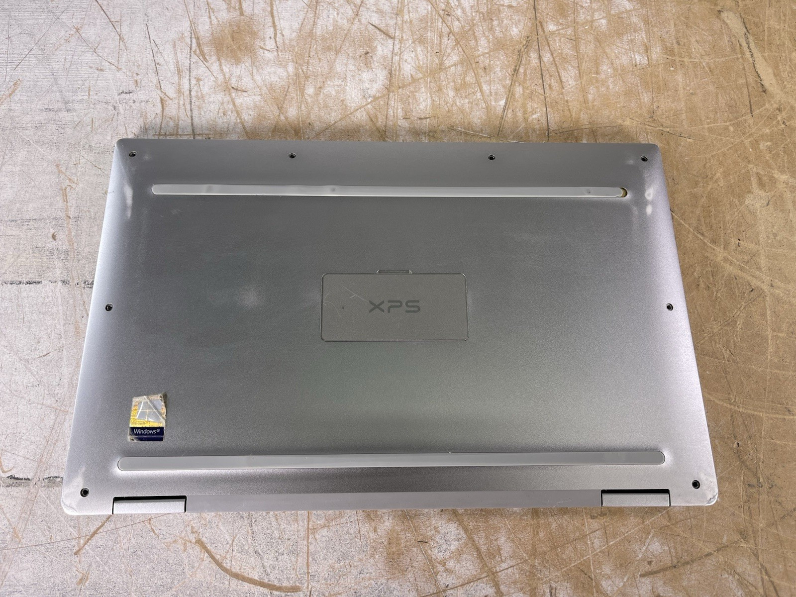 DELL XPS 13 9365 2-IN-1 i7-7Y75 @ 1.3 GHz, 8GB RAM, NO HDD/OS – (FOR PARTS)