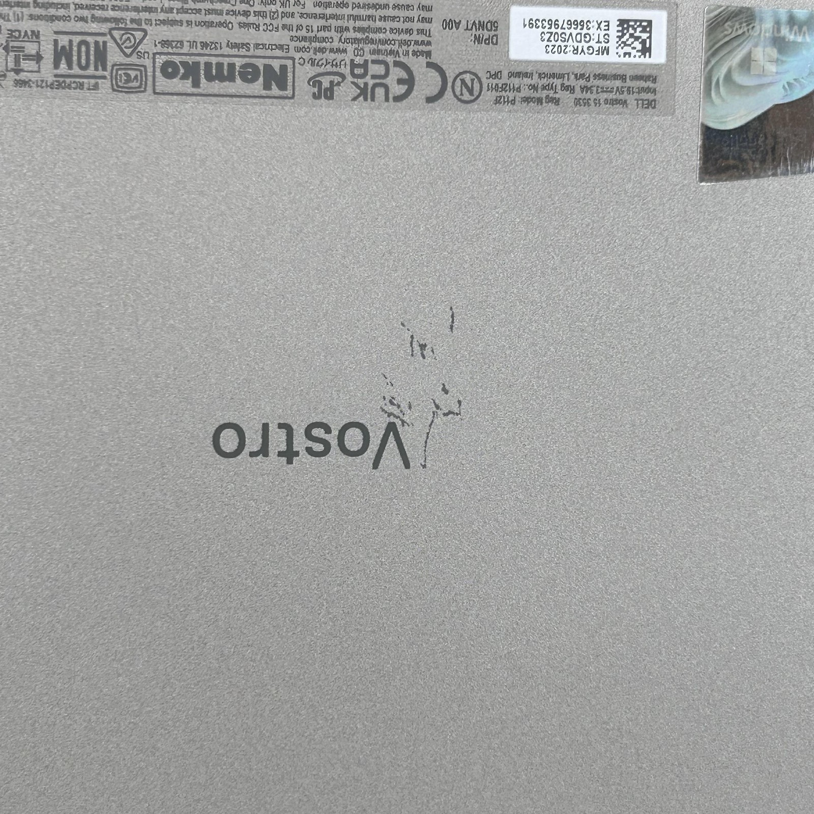 Dell Vostro 3530 15.6 Gray FHD 1.7 GHz i7-1355U 16GB RAM 1TB SSD Very Good