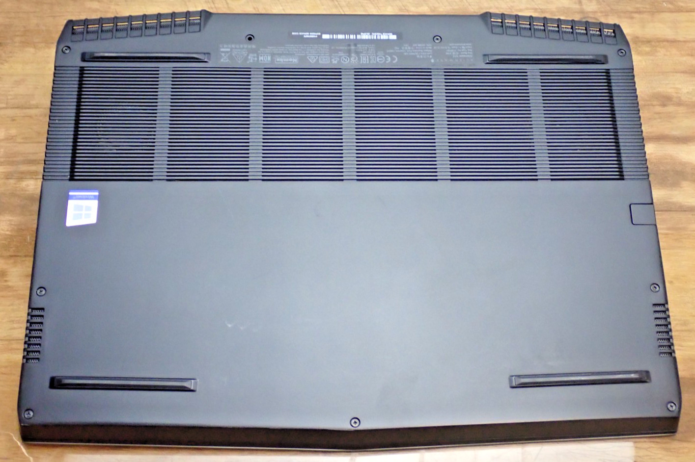 Alienware M15 15.6″ Intel i7-9750H 8GB RAM NVIDIA RTX 2070 NO SSD/OS/BATTERY