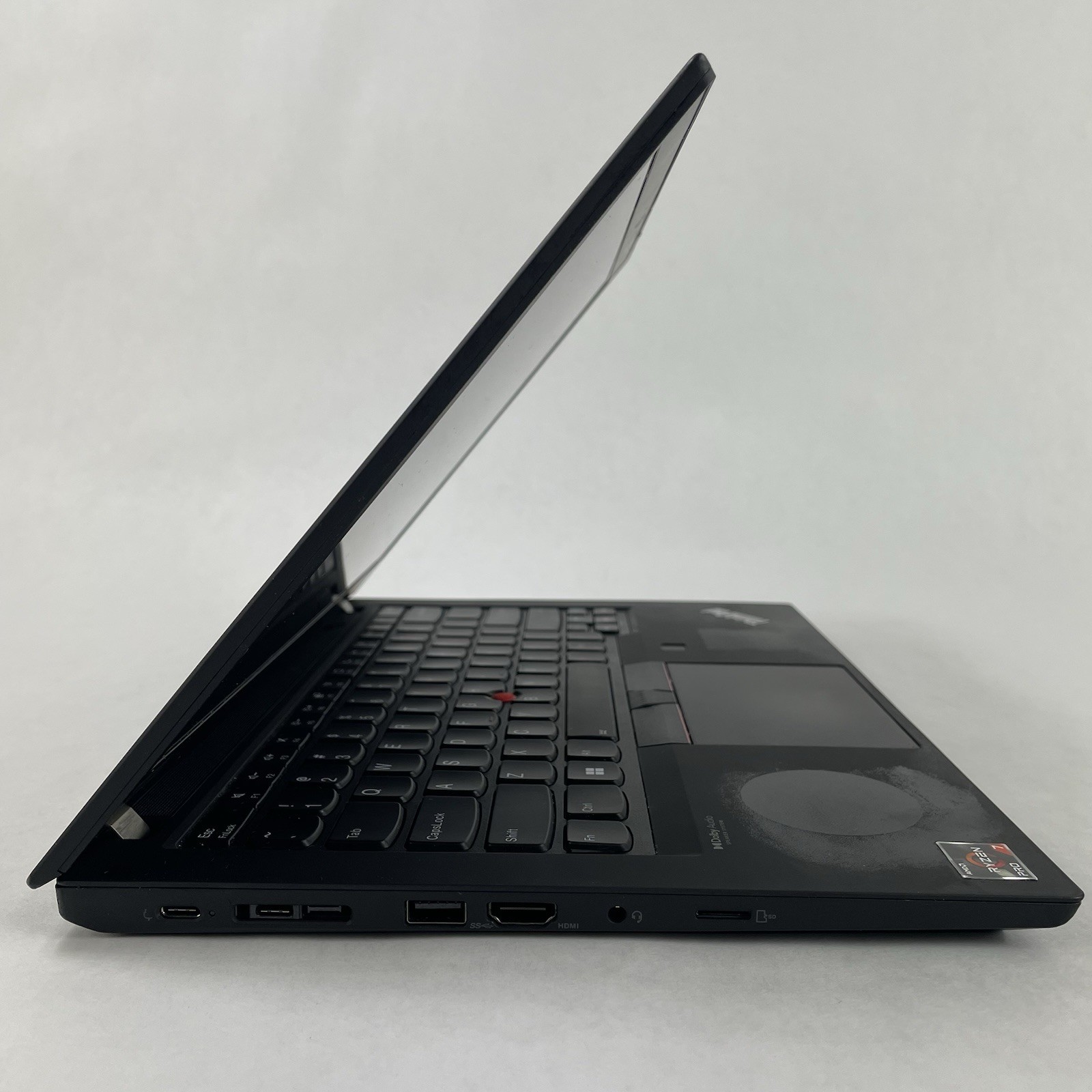 Lenovo ThinkPad T14 Gen 2a 14″ Ryzen7 Pro 5850U 1.90 GHz 16 GB RAM No SSD/OS/AC