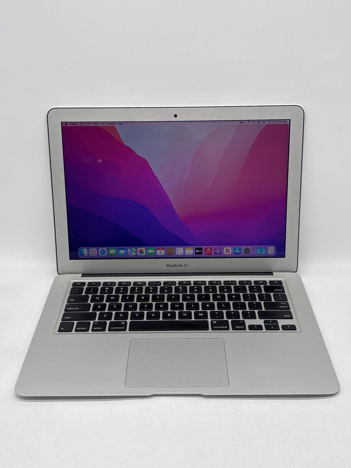 Apple MacBook Air 13″ A1466 2015 Intel Core i5 4GB RAM 256GB SSD Silver – Used