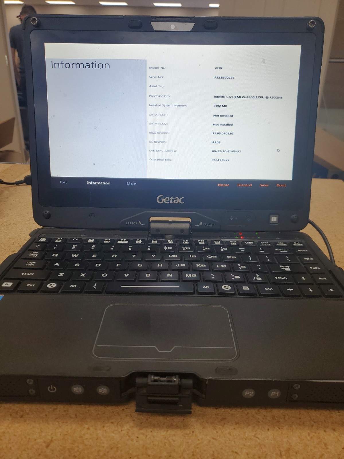 GETAC V110 Laptop Tablet Touch Screen i5-4300U 1.90GHz 8gB No HDD 9684hrs