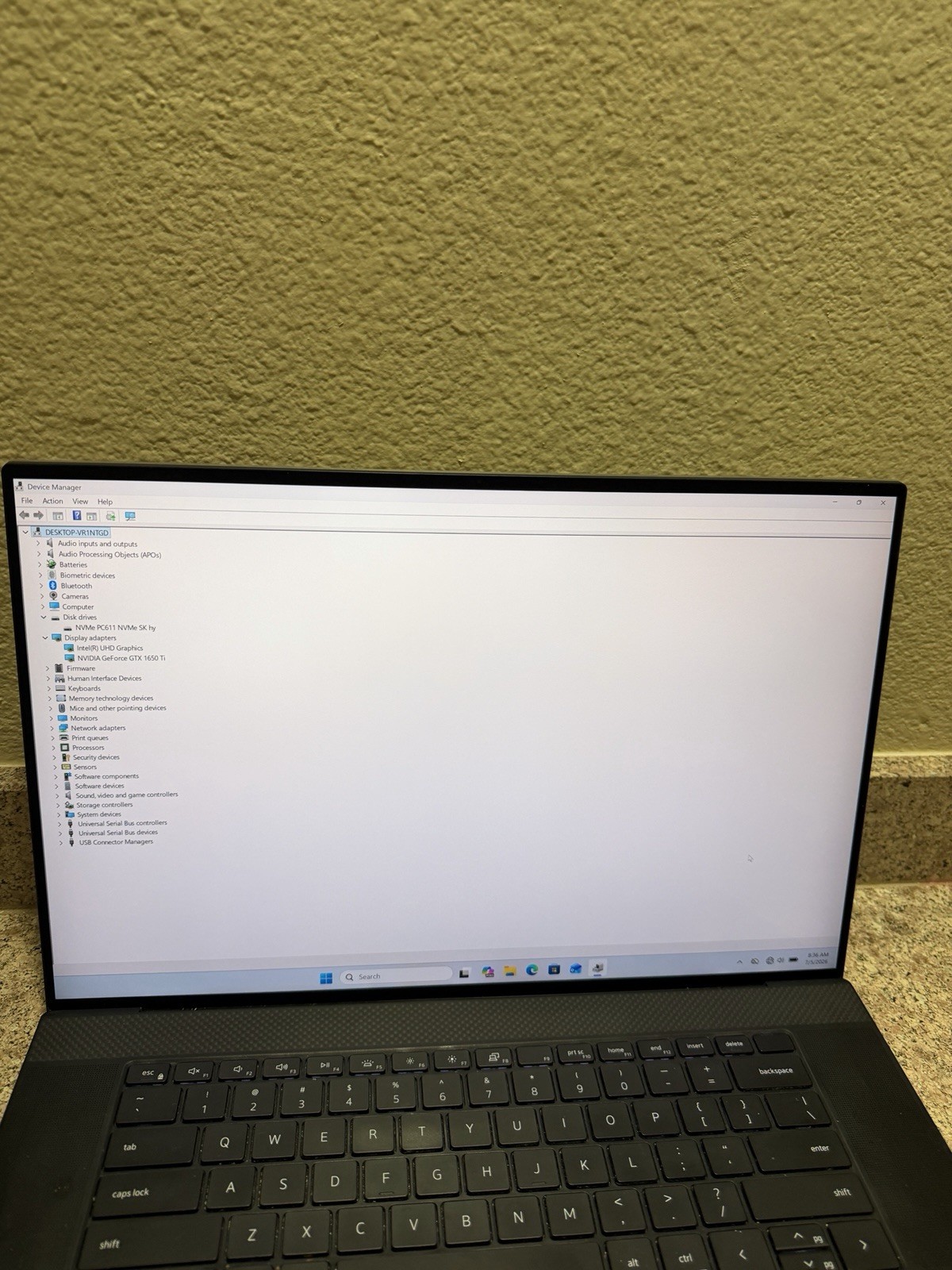 Dell XPS 17 9700 17″ 4K Touchscreen i7-10750H 2.6GHz 16GB RAM 1TB SSD 1650 Ti