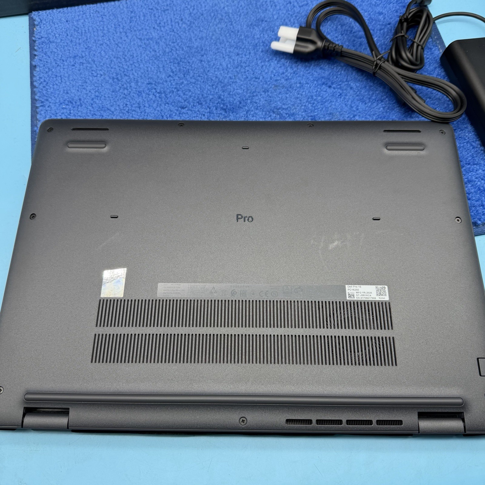 Dell Pro 16 PC16250 16″ Full HD Intel i5-120U 16GB 256GB SSD Win11Pro