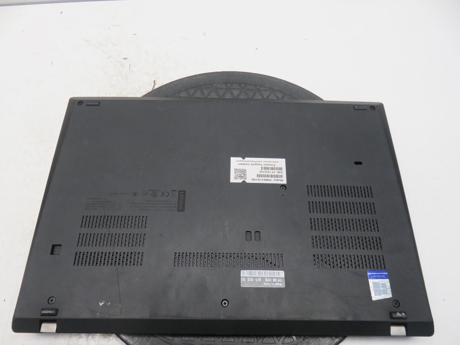 Lenovo ThinkPad T495 AMD Ryzen 5 Pro 3500U 2.1GHz 8 GB NO HDD No Batt