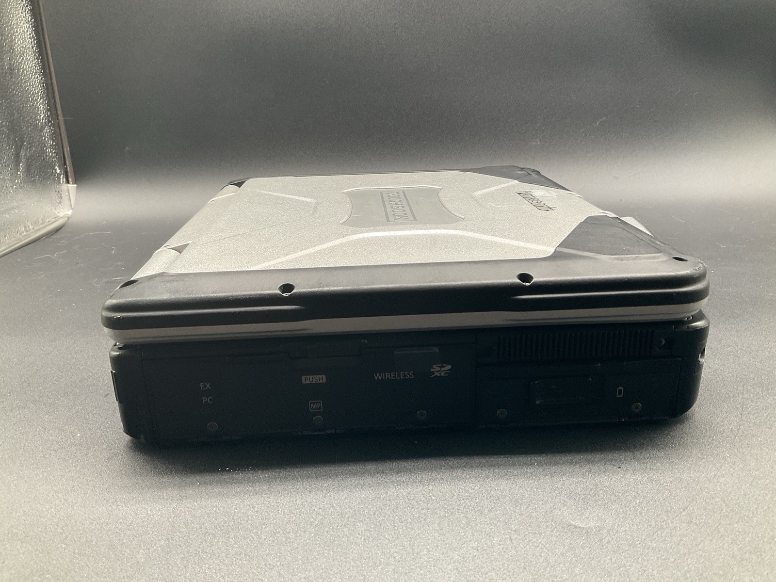 Panasonic Toughbook CF-31 Touchscreen Intel Core i5-2520M *LCD NON-FUNCTIONAL*