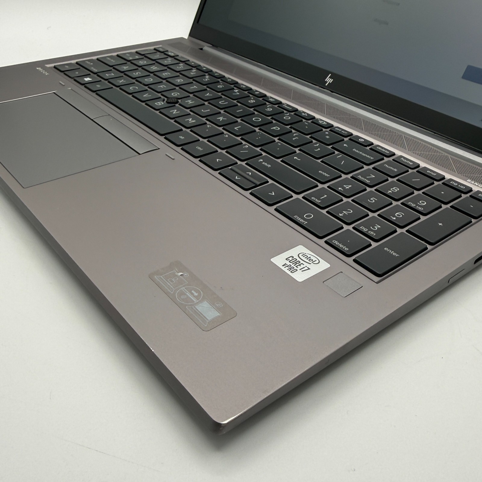 HP ZBook Firefly 15 G7 15.6″ FHD i7-10610U 16GB 512GB SSD Win11 Pro Workstation