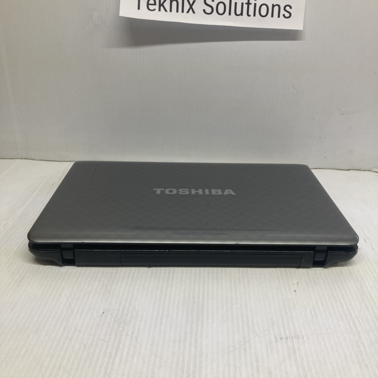 Toshiba Satellite L755-S5170 Intel i5-2450M 6GB 2.50GHz Boot to BIOS