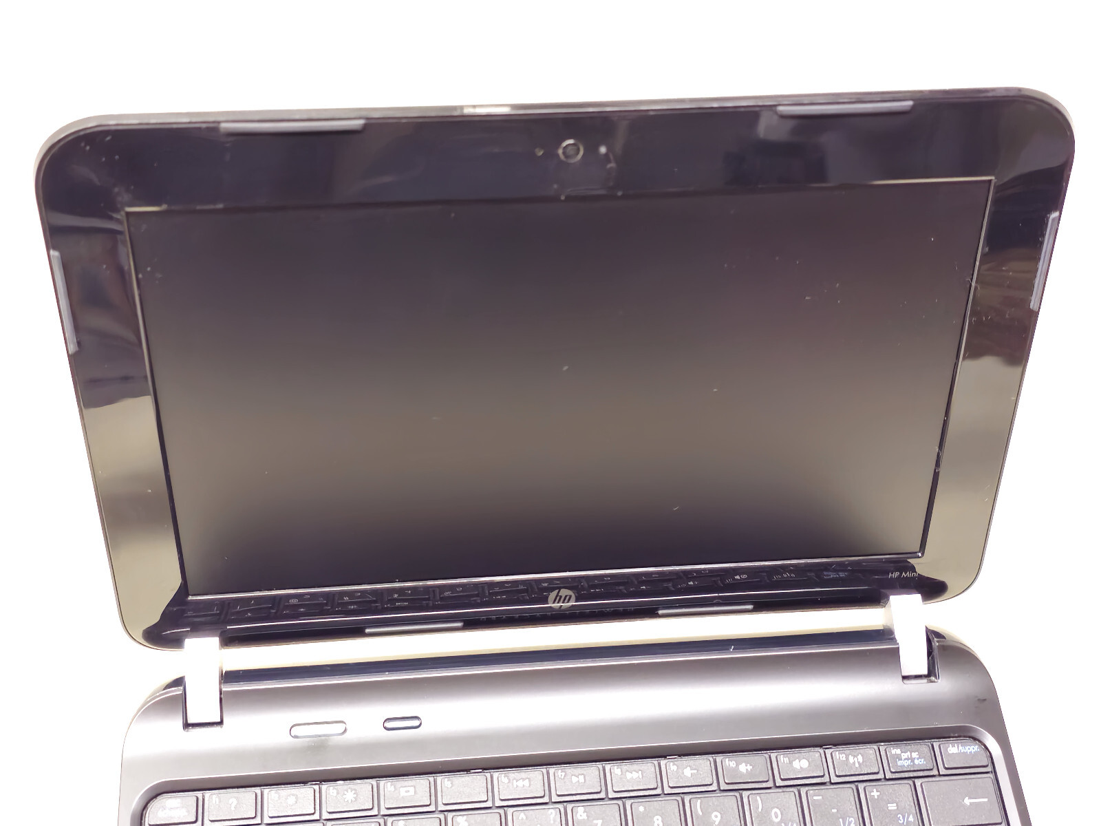 HP Mini 110-4100CA 10.1″ Atom N2600 + 2GB + 120GB SSD Windows 7 Starter TESTED