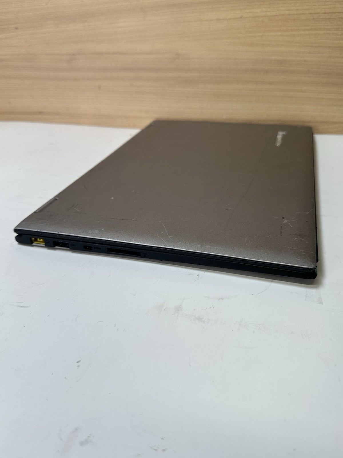 Lenovo Yoga 2 Pro i7-4510u 2GHz, 8GB RAM, 256GB mSATA SSD(for Parts Or Repair)