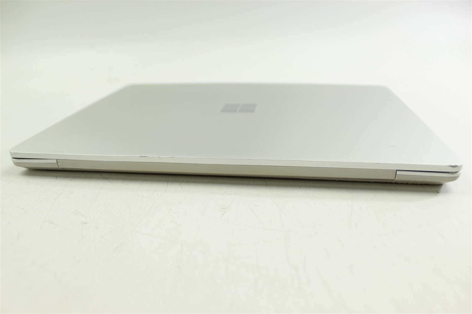 Microsoft Surface Laptop Go 2 2013 12.4″ i5-1135G7 256GB SSD 16GB RAM W11H