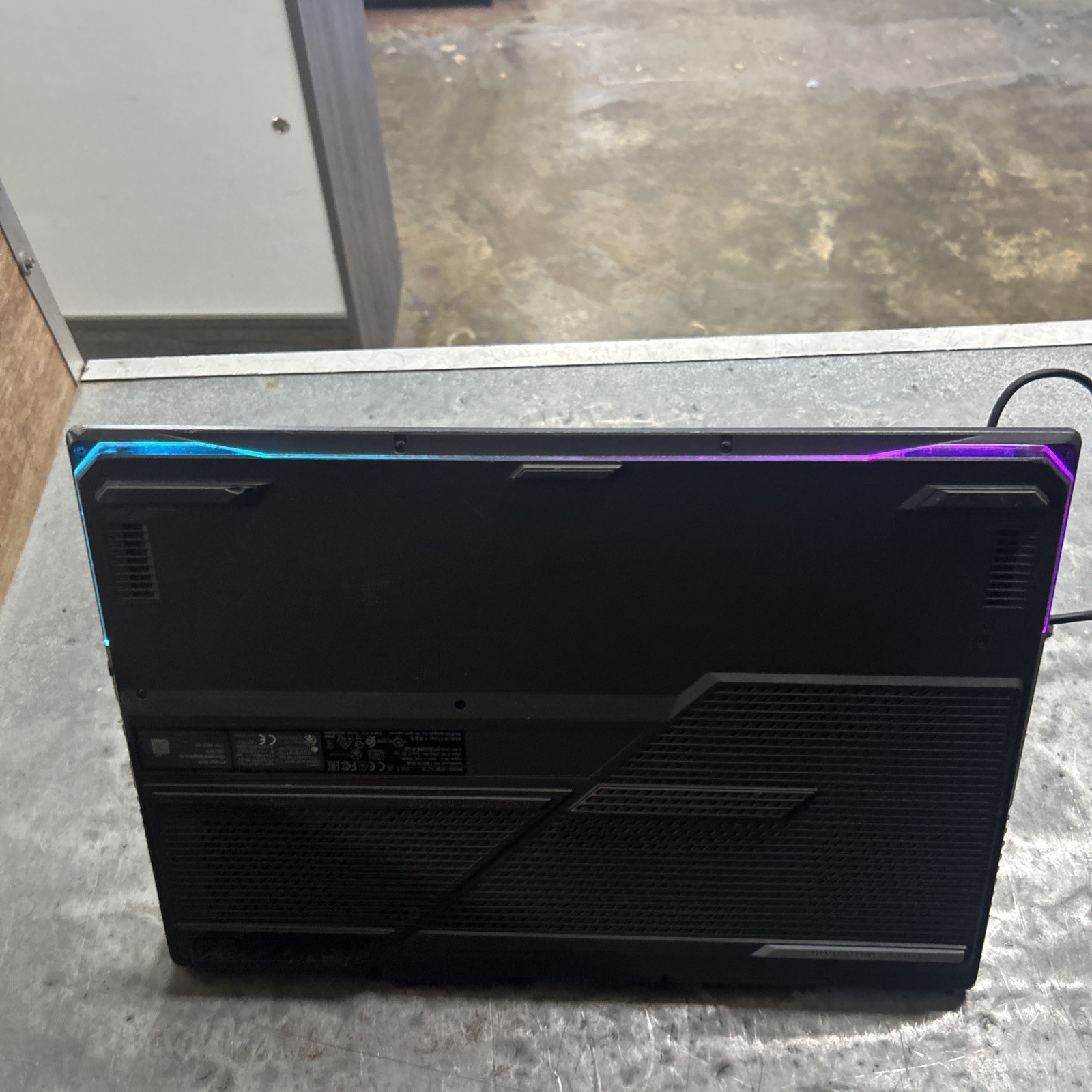 Asus ROG Strix G713 Ryzen 7 5800H 3.2GHz 16GB RAM 512GB GeForce RTX 3050Ti