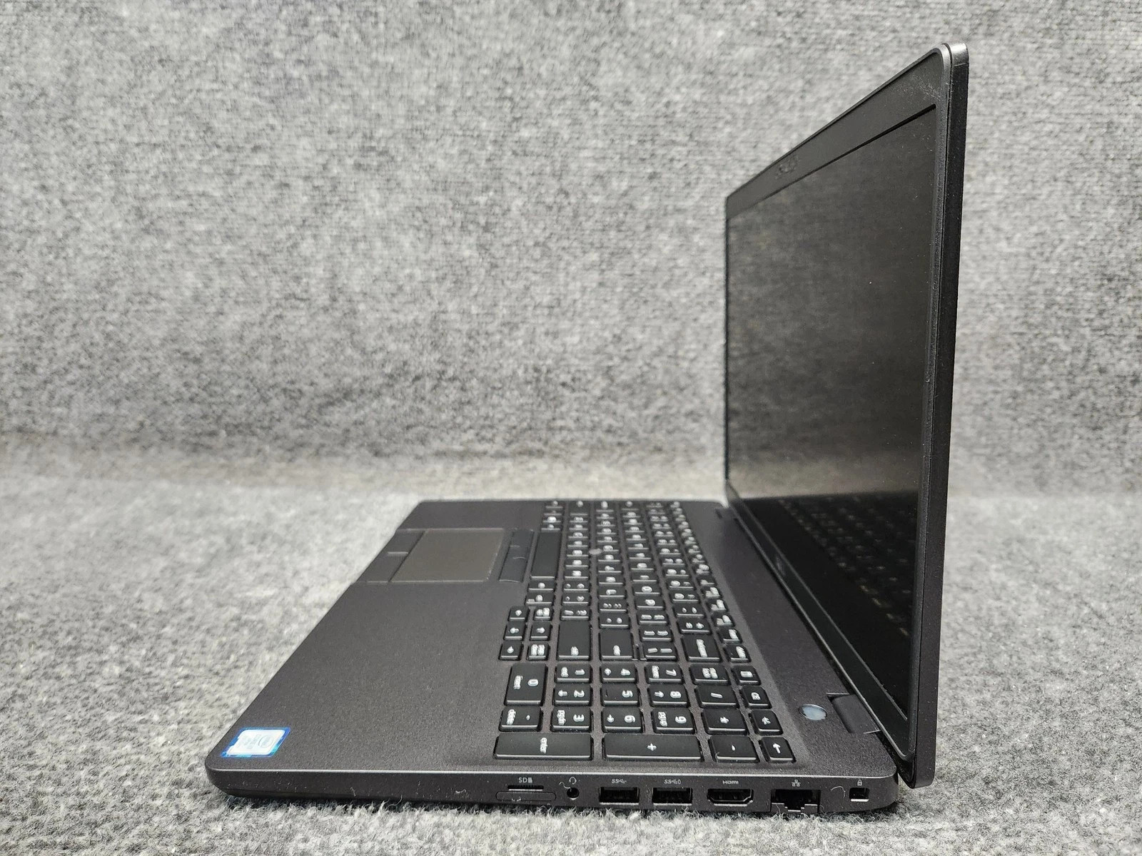 Dell Latitude 5500 15.6″ Laptop Intel Core i5-8365U 1.60GHz 8GB RAM 256GB SSD