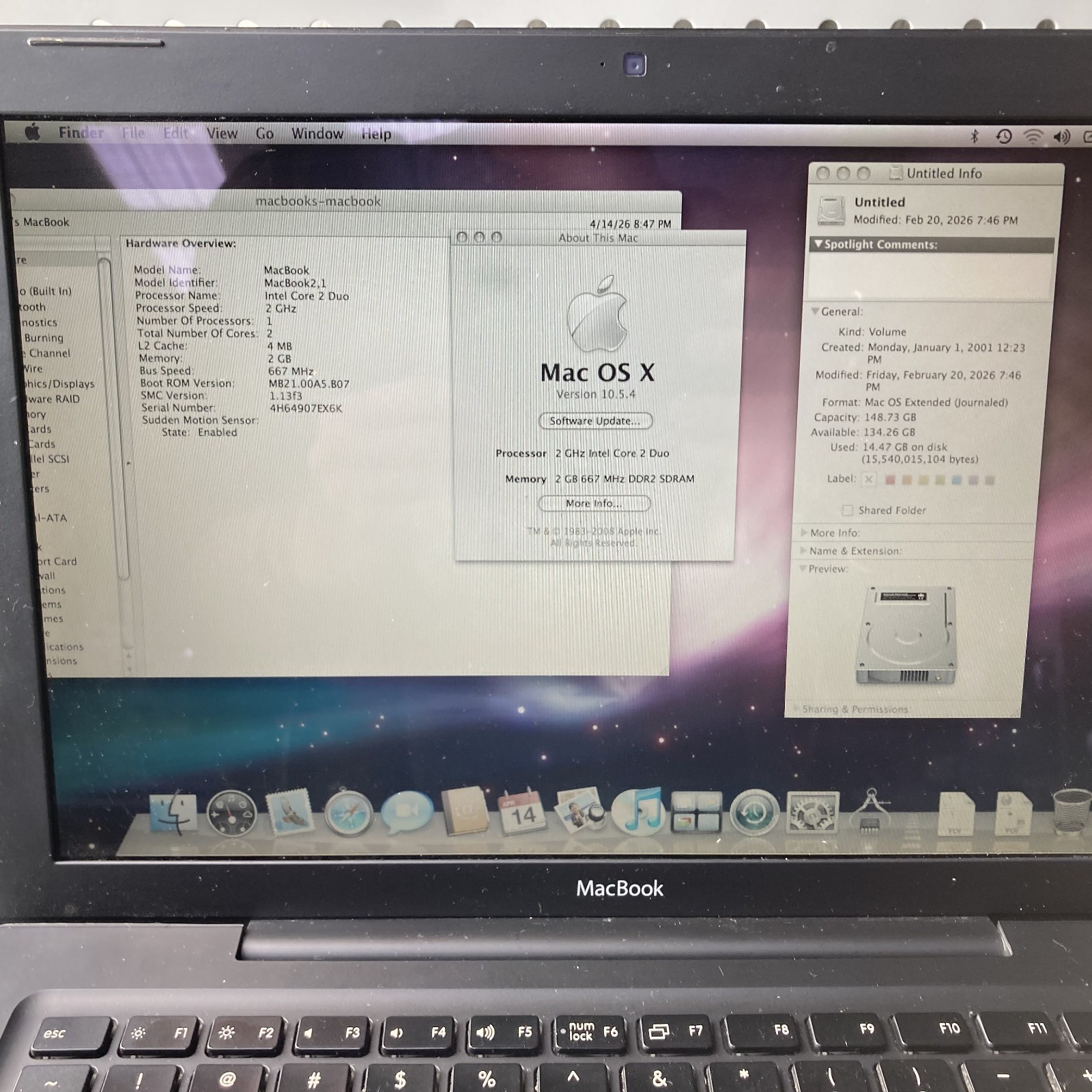 Apple MacBook A1181 13″ Intel Core 2 Duo 2GHz 2GB RAM 160GB HDD Dim Backlight